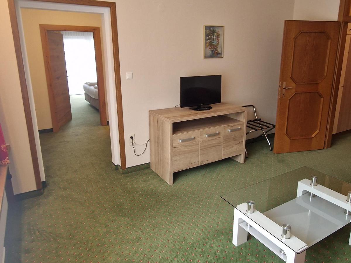 Kolmhof Hotell Bad Kleinkirchheim Exteriör bild
